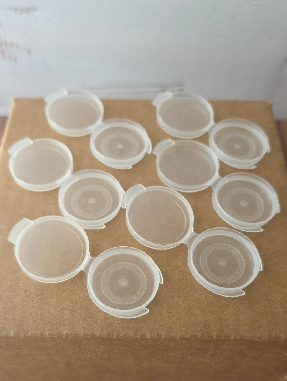 Clear Plastic Paint Pot Caps - Pack of 6